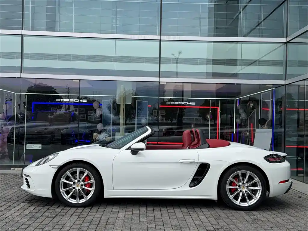 Porsche 718 2022 Boxster 2.0T купить на сайте DeffCars