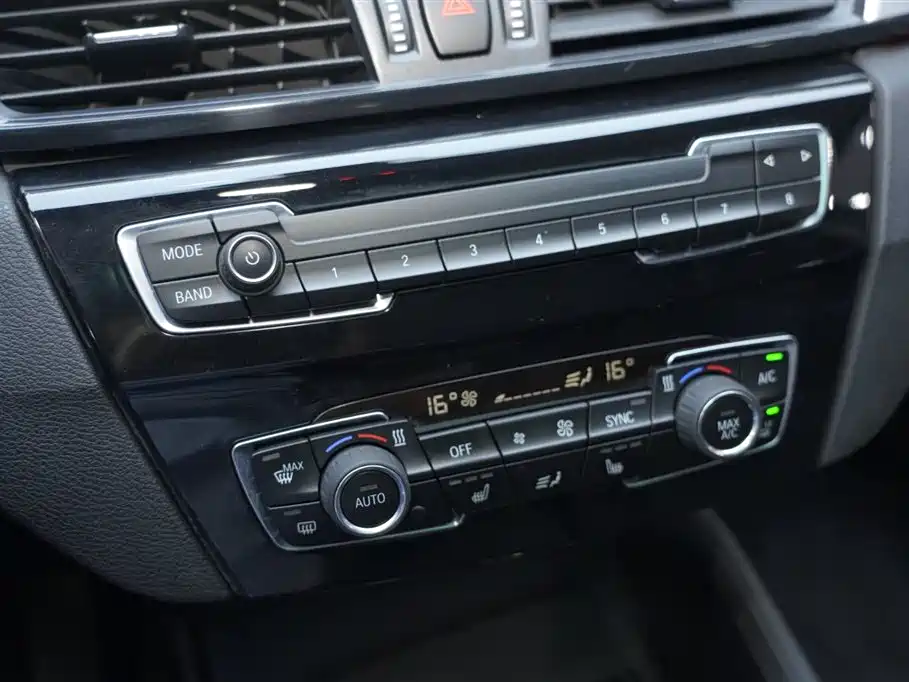 BMW X1 2019 sDrive18Li Fashion Model купить на сайте DeffCars