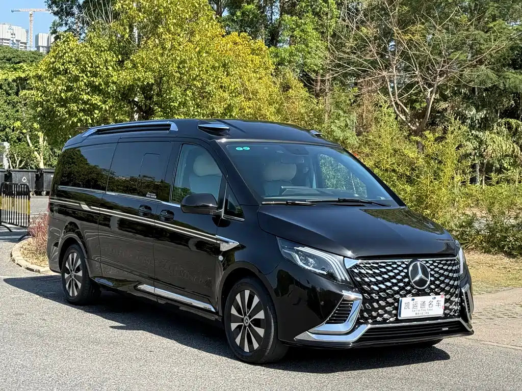 Vito 2023 2.0T Business Edition 7 seats купить на сайте DeffCars