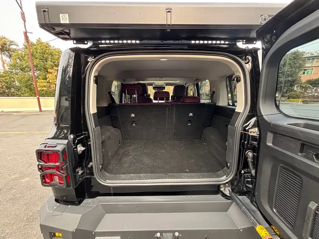 Tank 300 2025 2.4T diesel version купить на сайте DeffCars