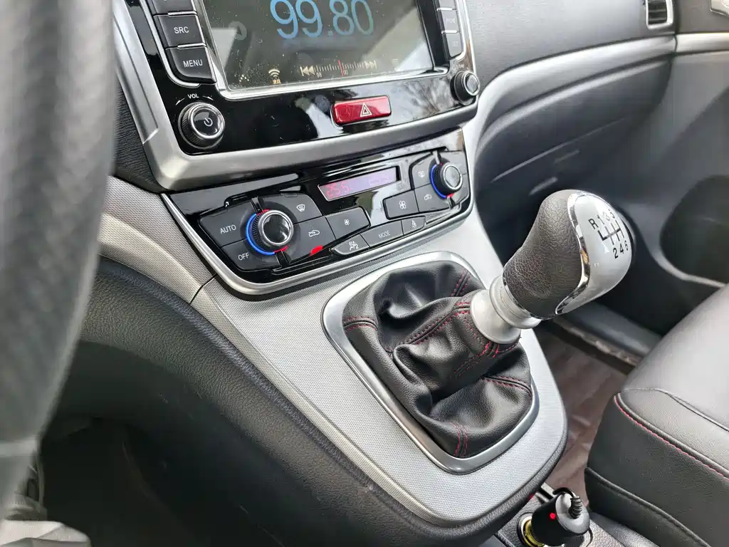 Haval M6 2019 1.5T manual two-wheel drive elite model National V купить на сайте DeffCars