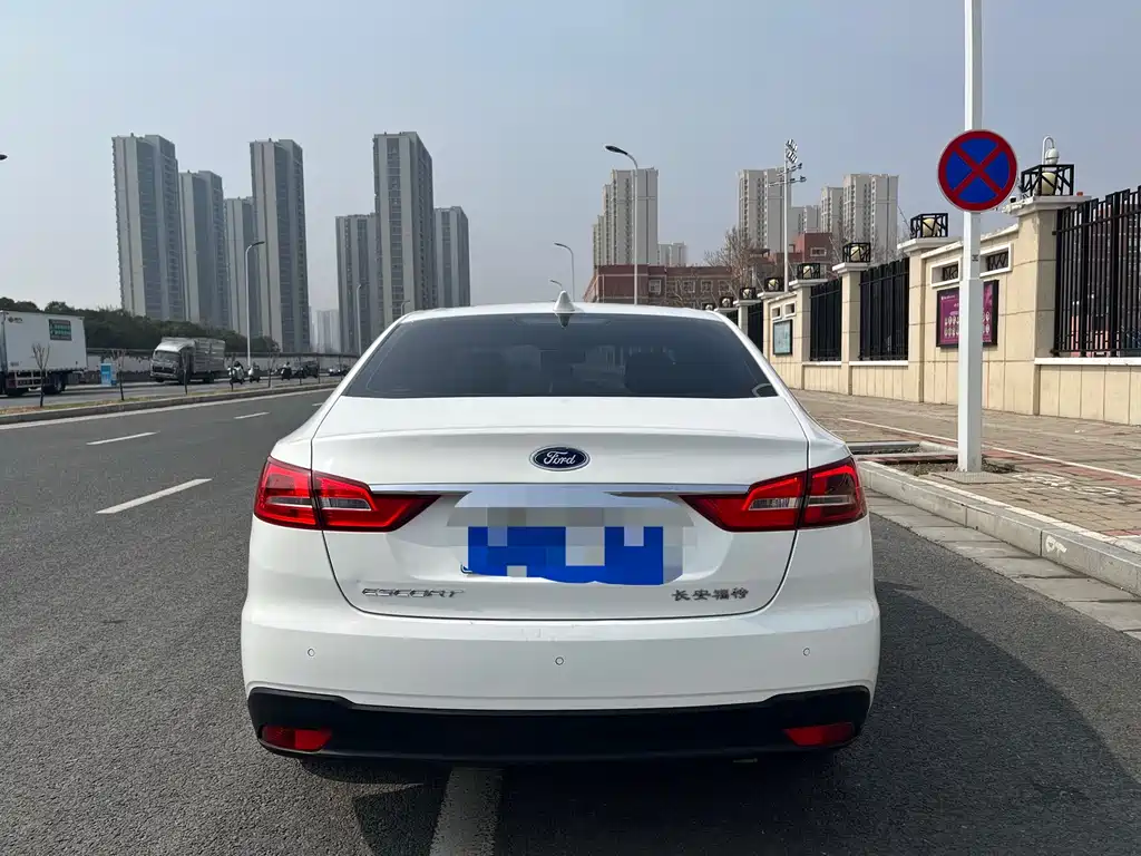 Forex 2019 facelift 1.5L automatic enjoyment type National V купить на сайте DeffCars