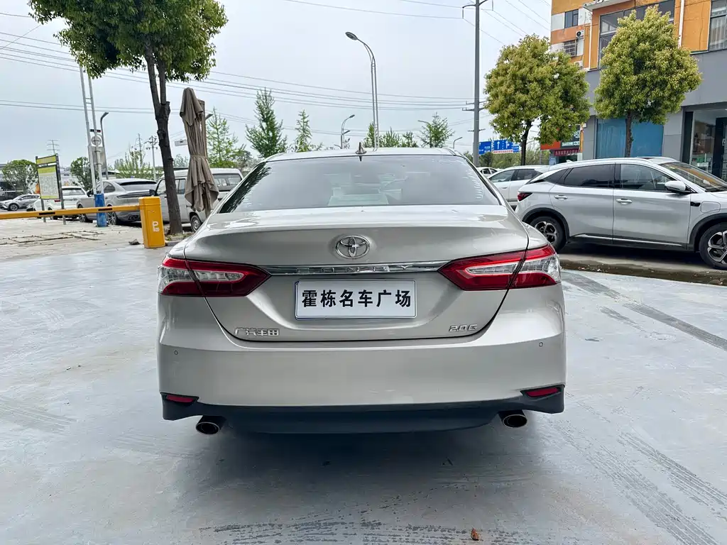 Camry 2021 2.0G Deluxe Edition купить на сайте DeffCars