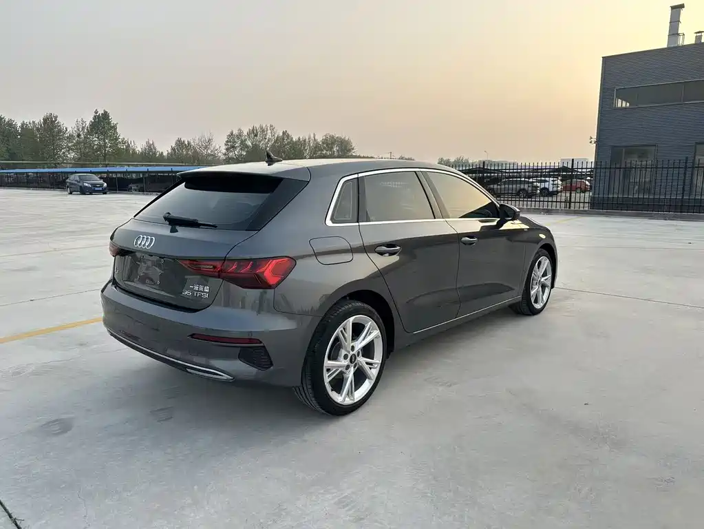 Audi A3 2023 Sportback 35 TFSI Fashionable and Elegant купить на сайте DeffCars
