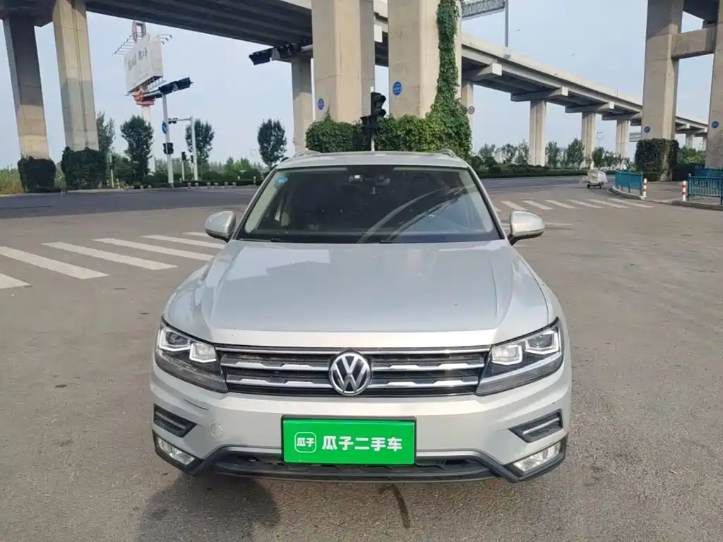 Tiguan L 2018 facelift 330TSI automatic two-wheel drive luxury version купить на сайте DeffCars