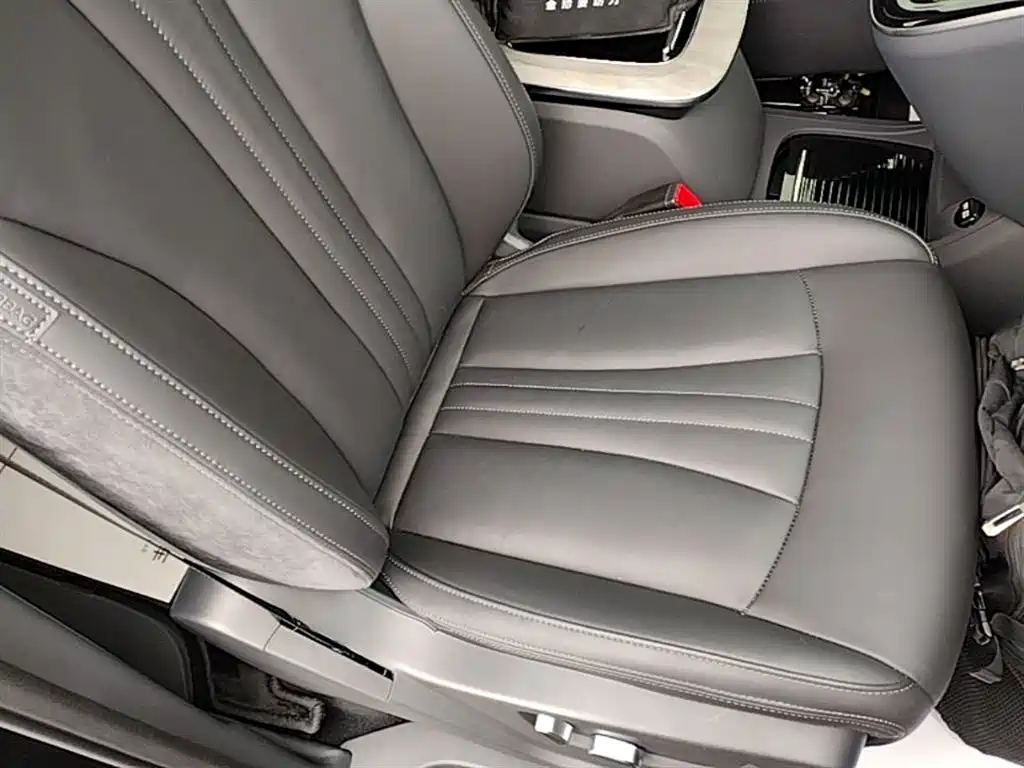 Hongqi HQ9 PHEV 2024 2.0T four-wheel drive business version купить на сайте DeffCars