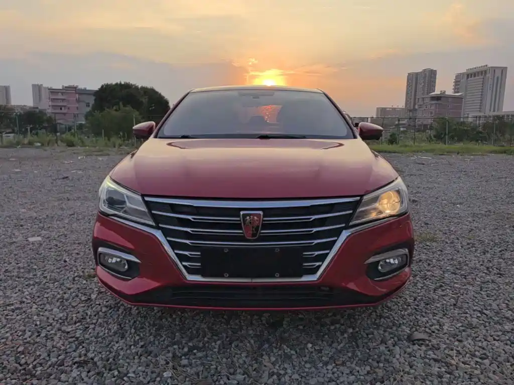 Roewe i5 2019 1.5L automatic 4G Internet Langham Edition купить на сайте DeffCars