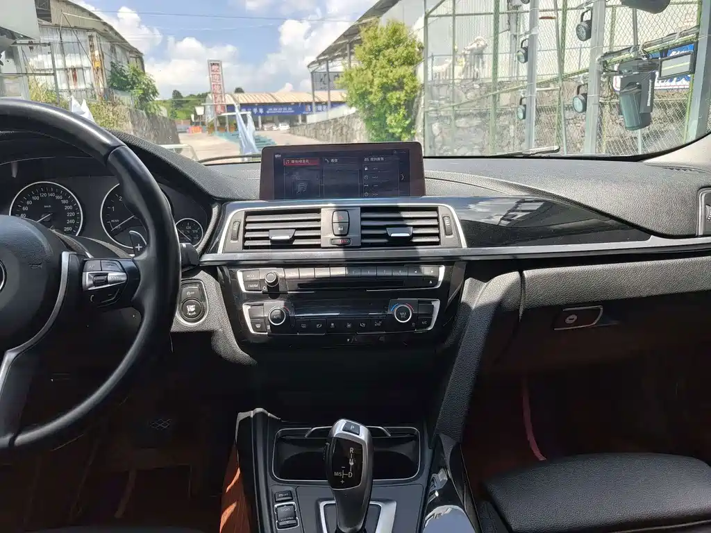 BMW 3 Series 2019 320Li Fashion Model купить на сайте DeffCars