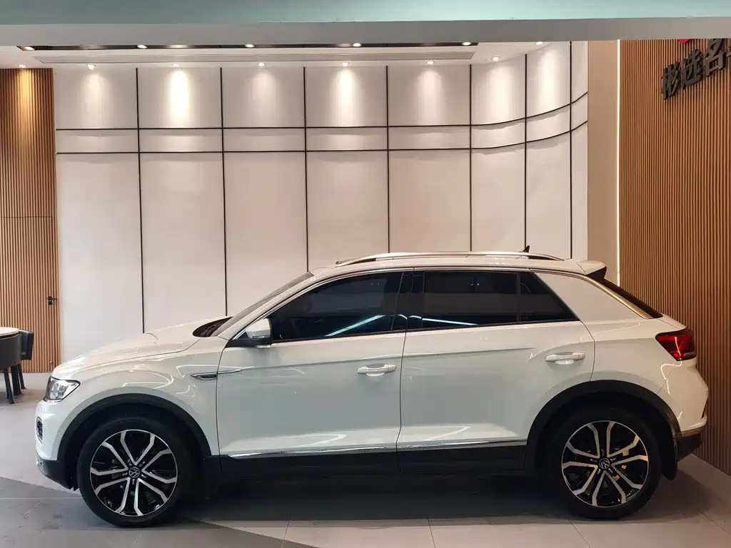 T-ROC 2021 280TSI DSG two-wheel drive comfort intelligent connected version купить на сайте DeffCars