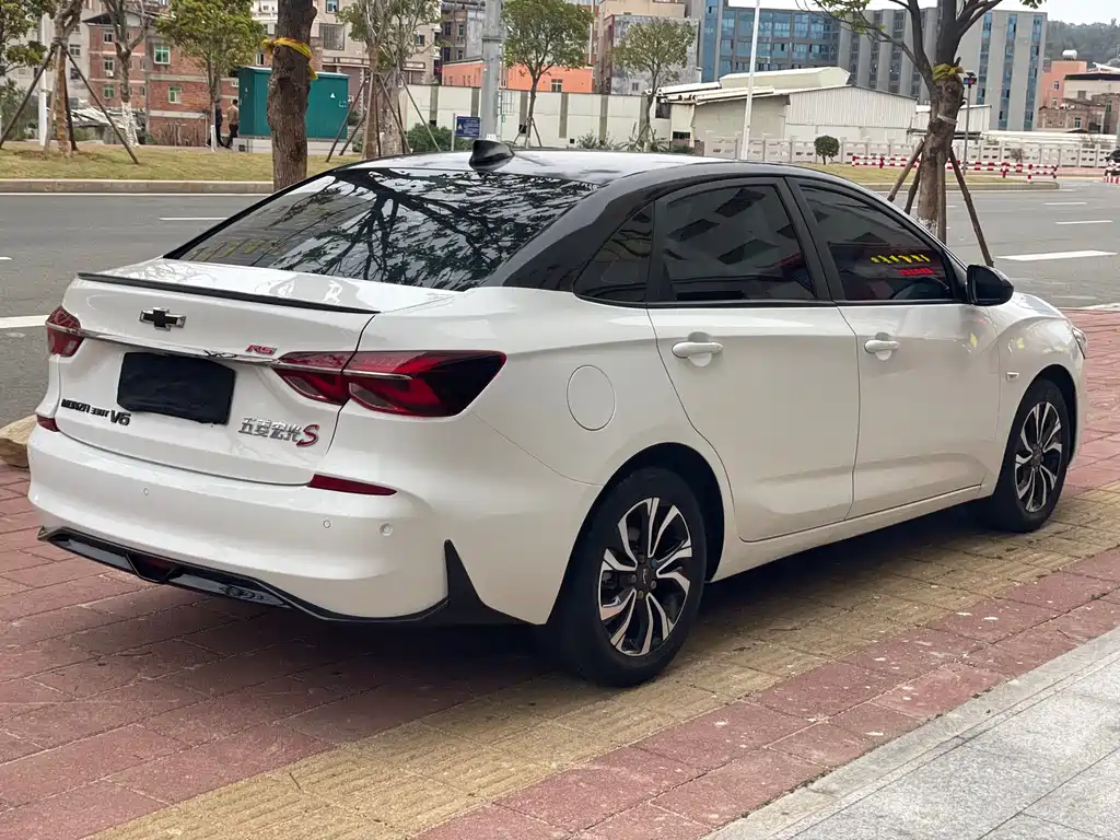 Cruze 2019 RS 330T automatic version National VI купить на сайте DeffCars
