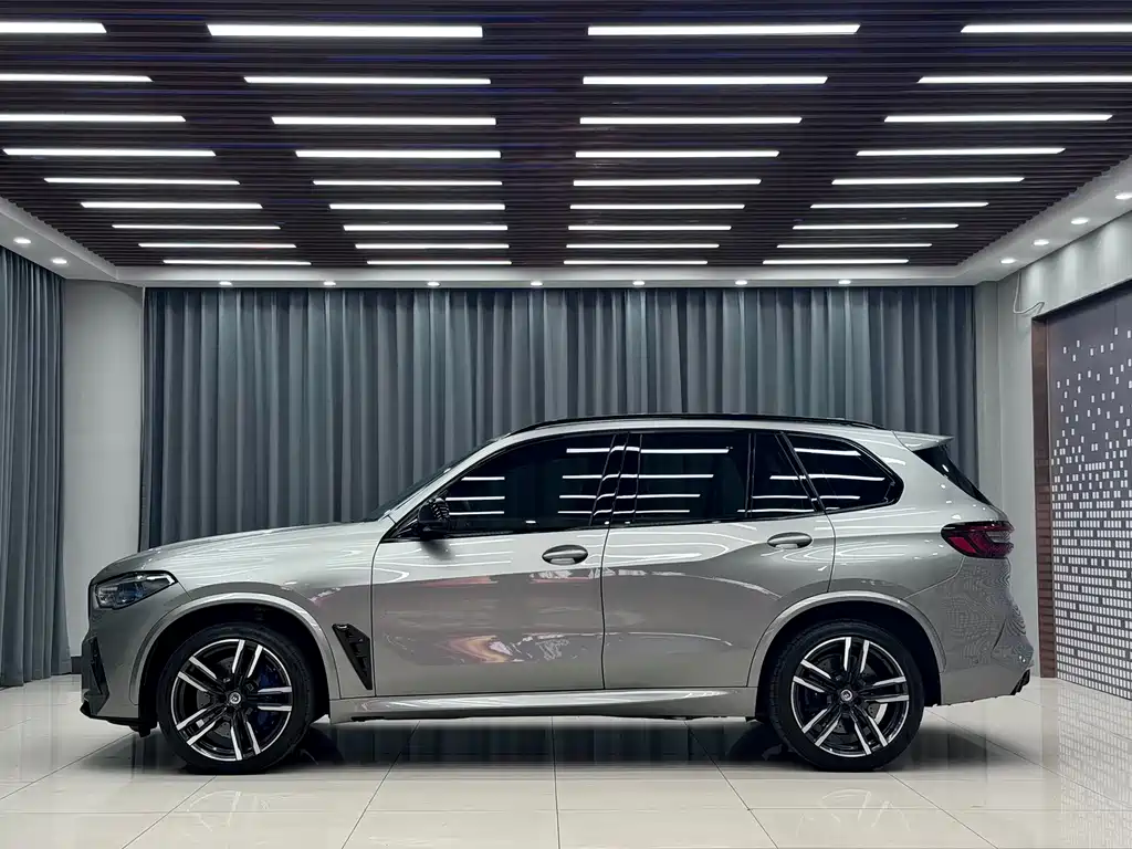 BMW X5 M 2022 X5 M купить на сайте DeffCars