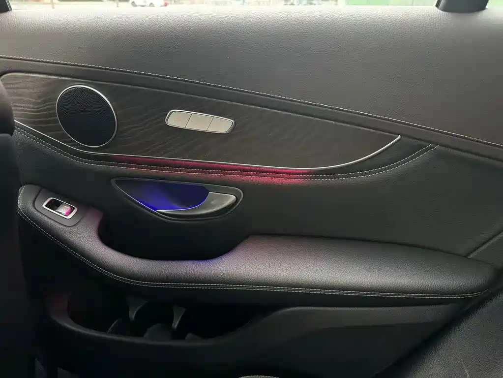 Mercedes-Benz GLC 2020 GLC 300 L 4MATIC Dynamic купить на сайте DeffCars