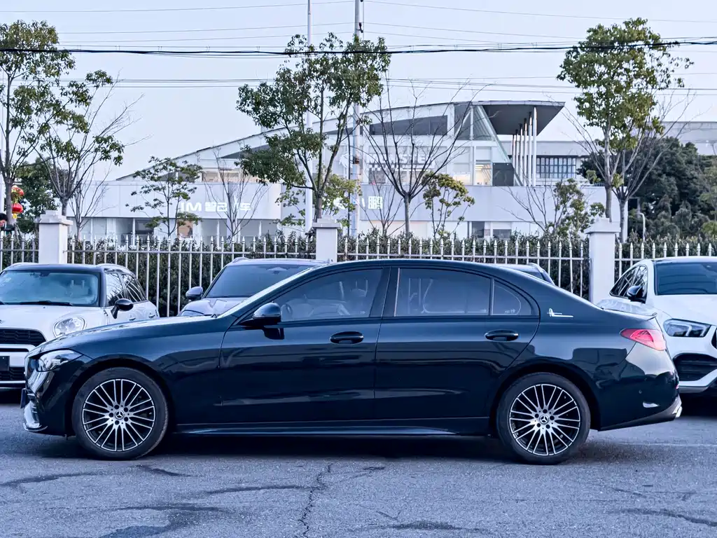 Mercedes-Benz C-Class 2023 facelift C 200 L sports version купить на сайте DeffCars