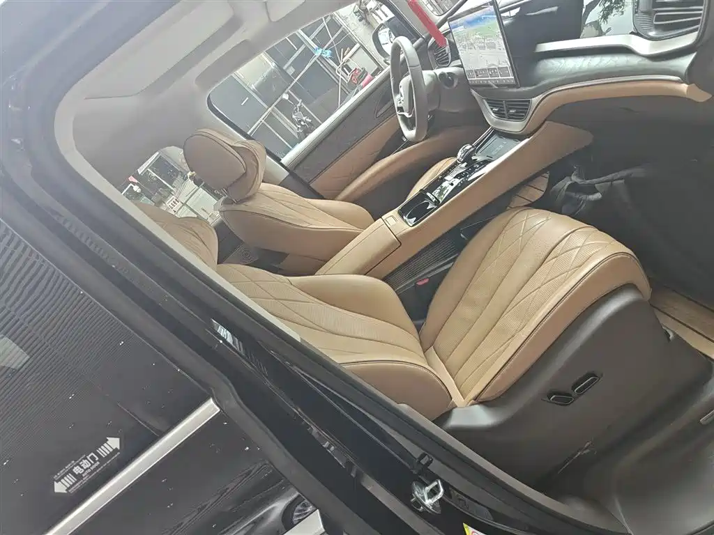 Denza D9 2022 DM-i 1040 Premium Type купить на сайте DeffCars