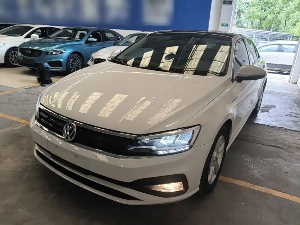 Lamando 2021 230TSI DSG Fashion Edition купить на сайте DeffCars