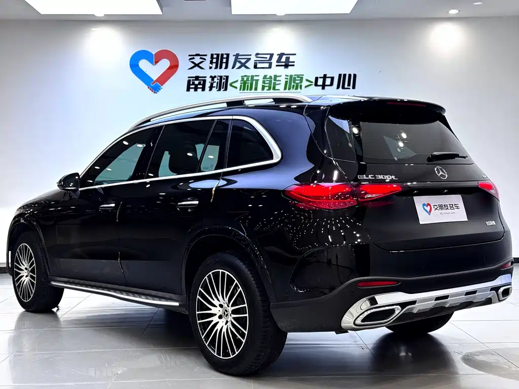 Mercedes-Benz GLC 2023 facelift GLC 260 L 4MATIC luxury model 7 seats купить на сайте DeffCars