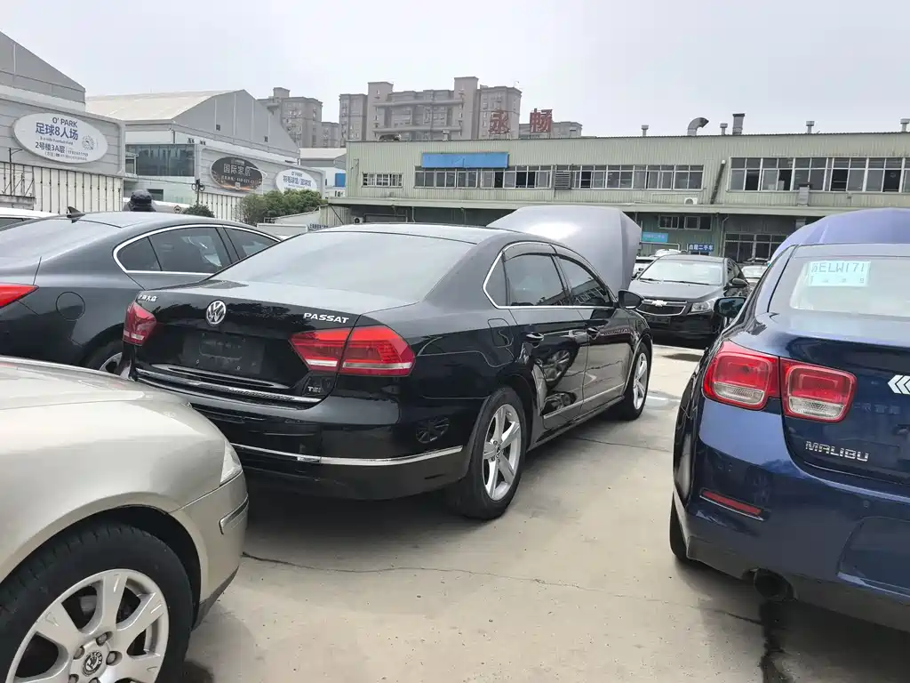 Passat 2013 1.8TSI DSG Premium Edition купить на сайте DeffCars