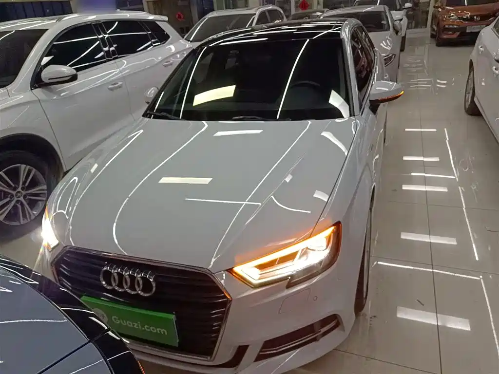 Audi A3 2019 Sportback 35 TFSI Fashion Type National V купить на сайте DeffCars