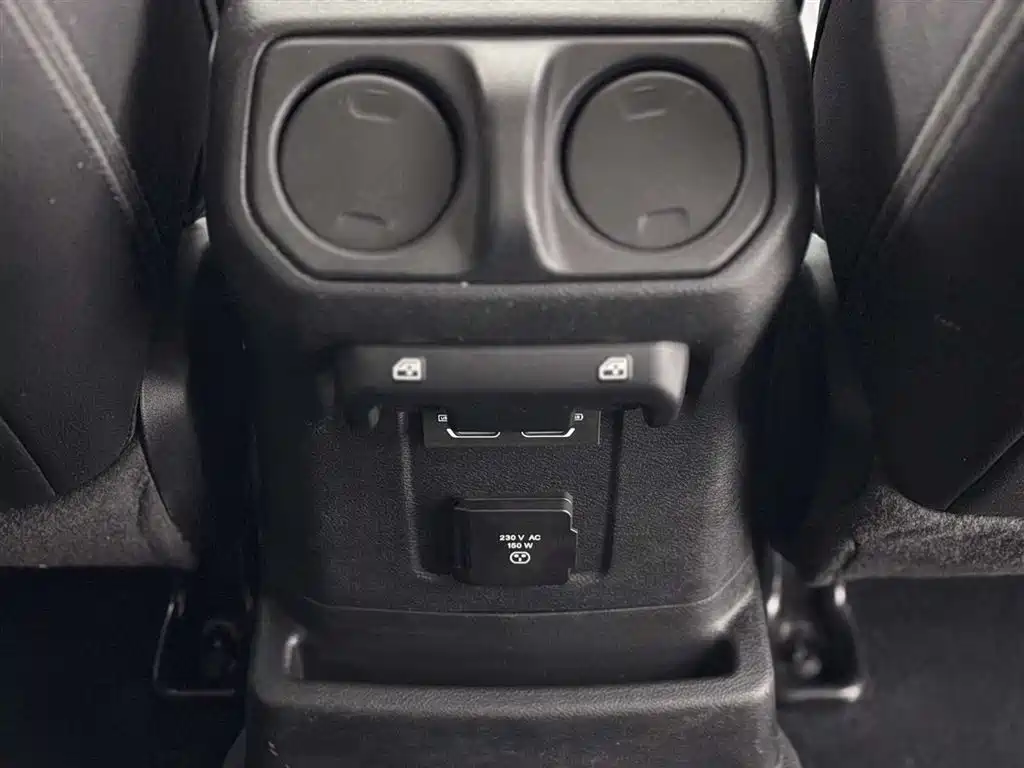 Wrangler 2022 2.0T Highlander Four-Door Edition купить на сайте DeffCars