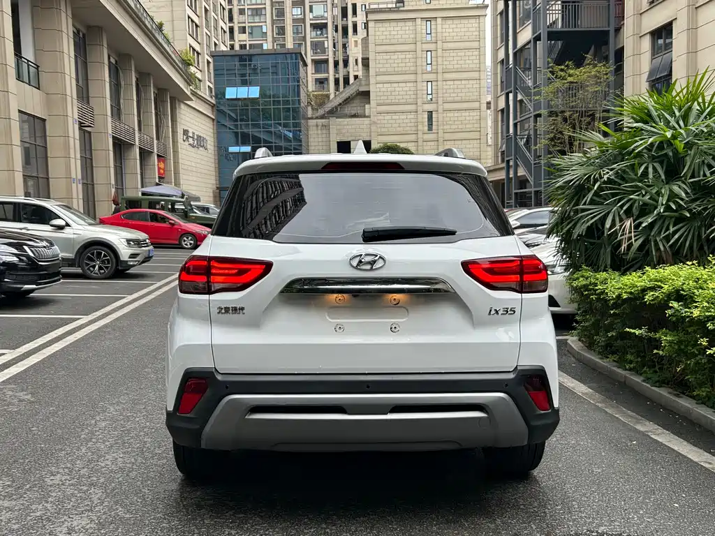 Beijing Hyundai ix35 2019 2.0L automatic two-wheel drive Zhiyong·Enjoy Edition National VI купить на сайте DeffCars