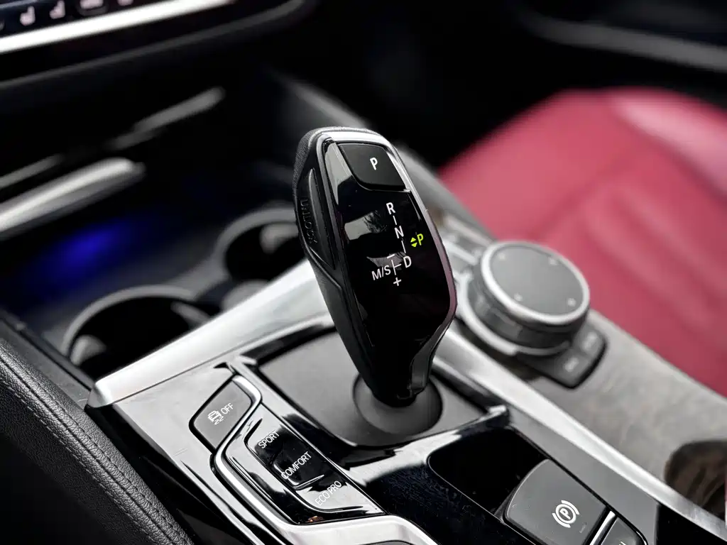 BMW 5 Series 2020 530Li Exclusive M Sports Package купить на сайте DeffCars