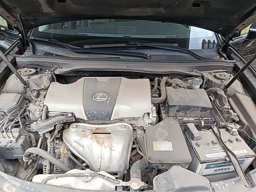 Lexus ES 2015 200 Elite Edition купить на сайте DeffCars