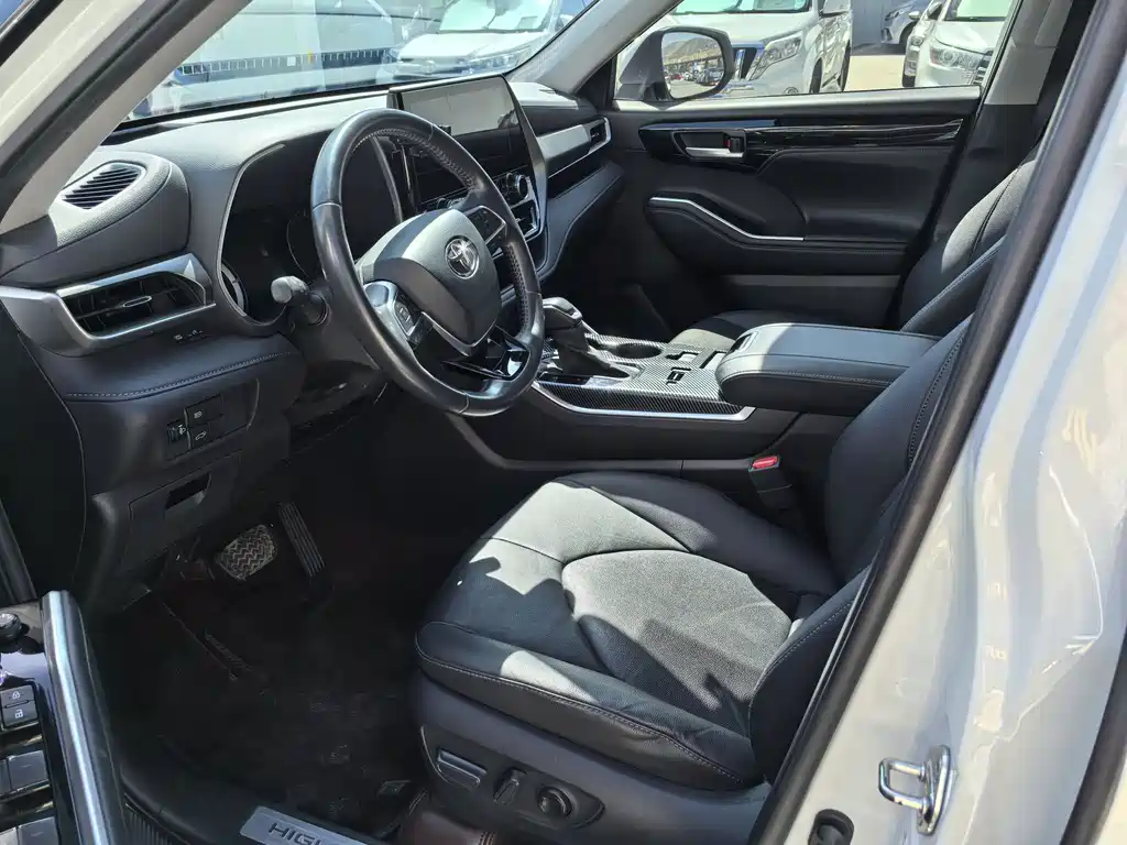 Highlander 2022 dual engine 2.5L four-wheel drive premium version 7 seats купить на сайте DeffCars