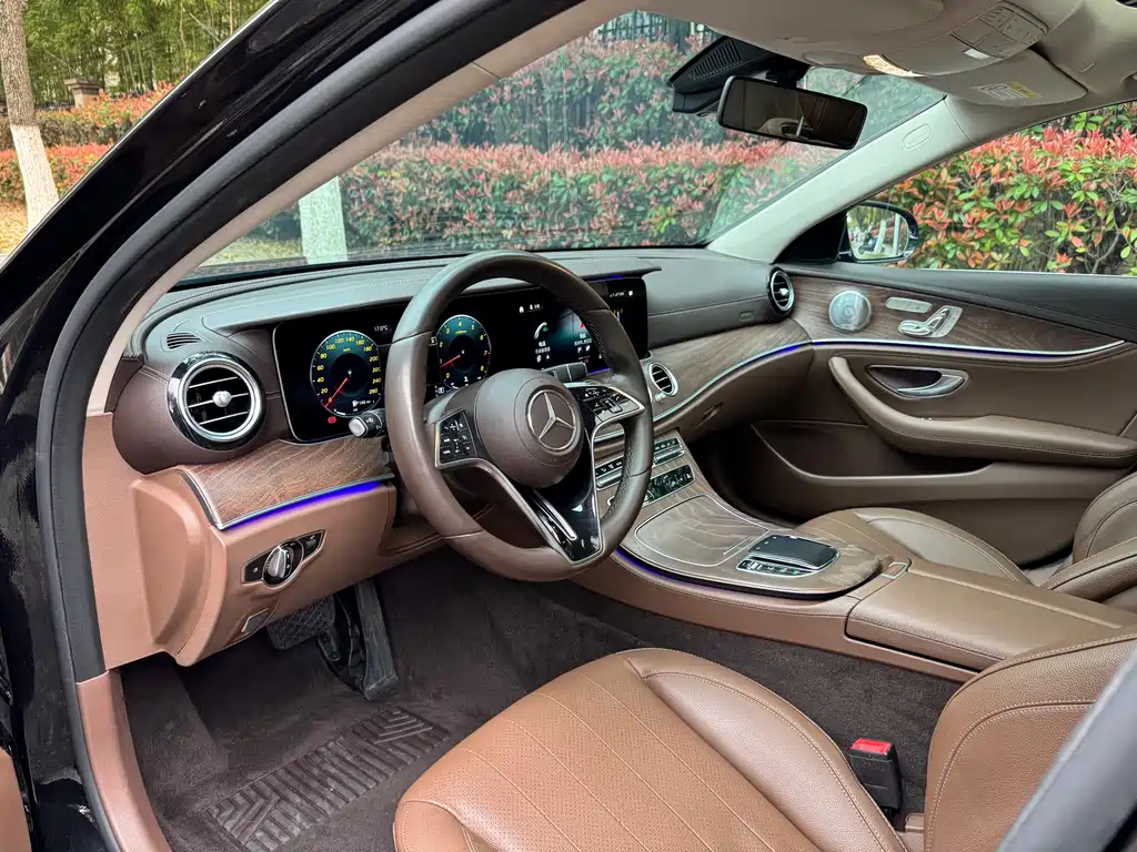 Mercedes-Benz E-Class 2021 E 300 L Luxury Model купить на сайте DeffCars