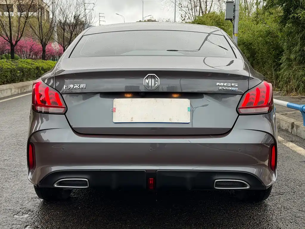 MG5 2021 300TGI DCT Green Luxury Edition купить на сайте DeffCars