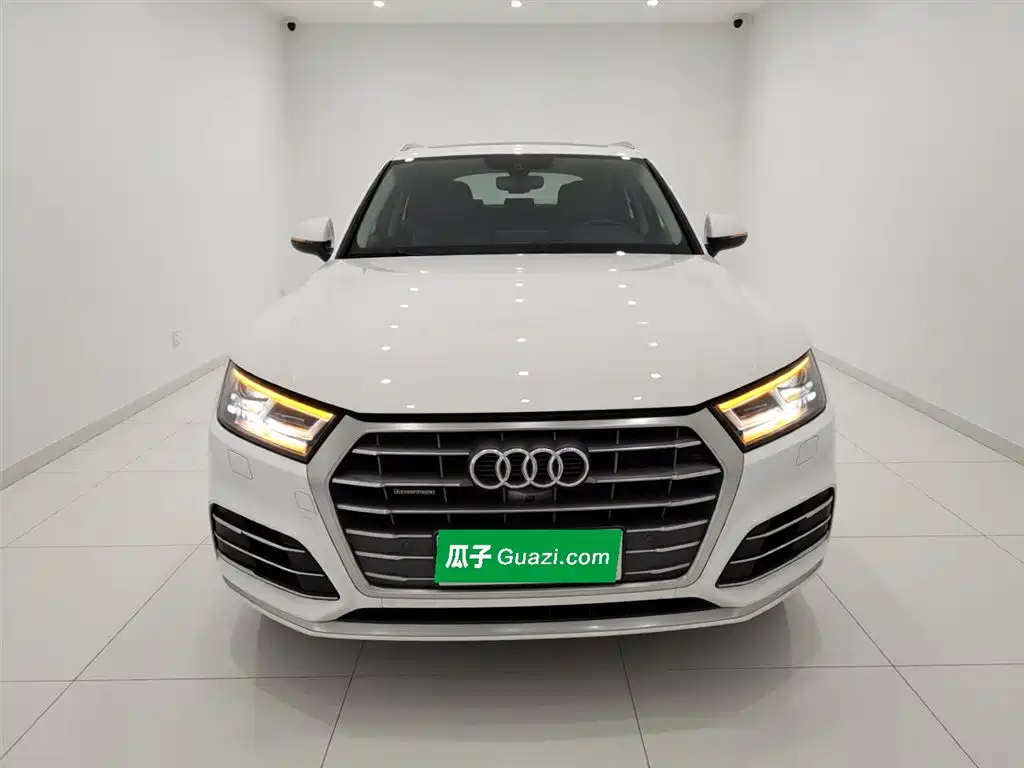 Audi Q5L 2020 45 TFSI exclusive and fashionable model купить на сайте DeffCars