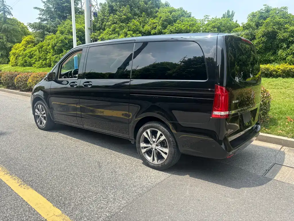 Mercedes-Benz V-Class 2018 V 260 Pilot Edition National V купить на сайте DeffCars