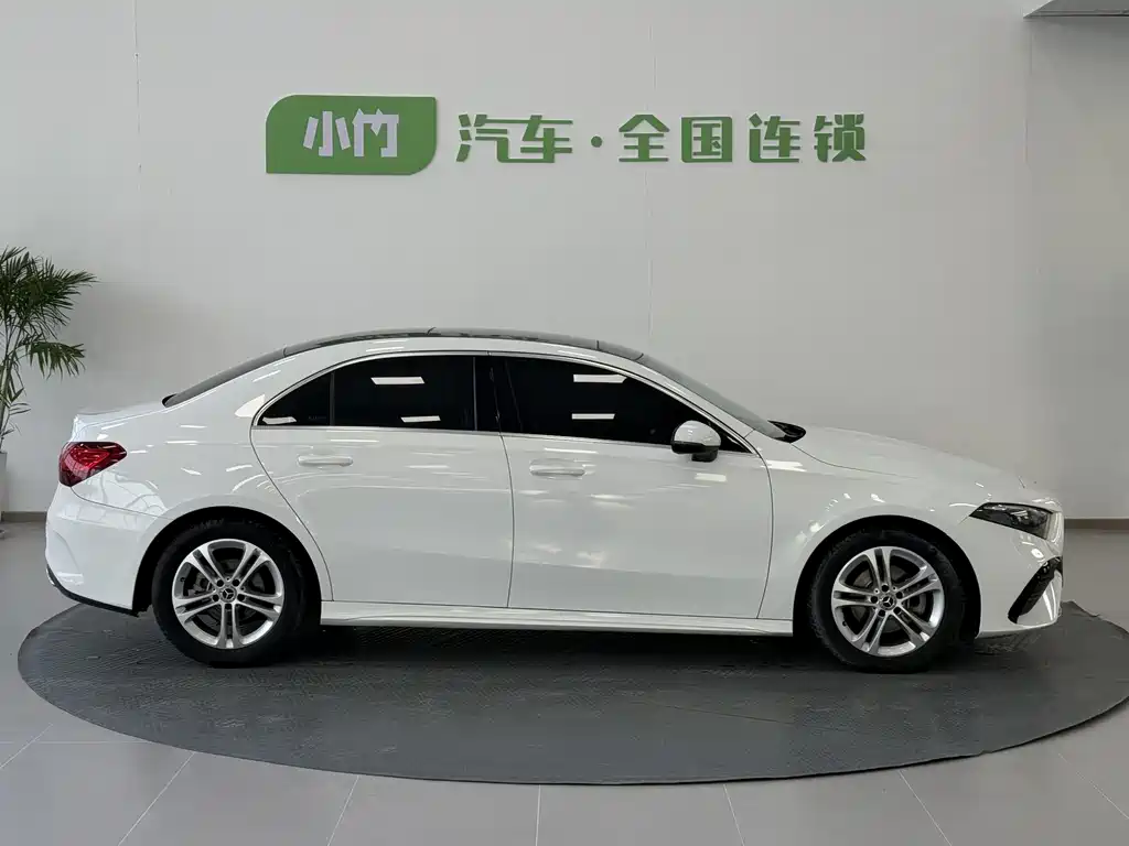 Mercedes-Benz A-Class 2023 A 180 L купить на сайте DeffCars