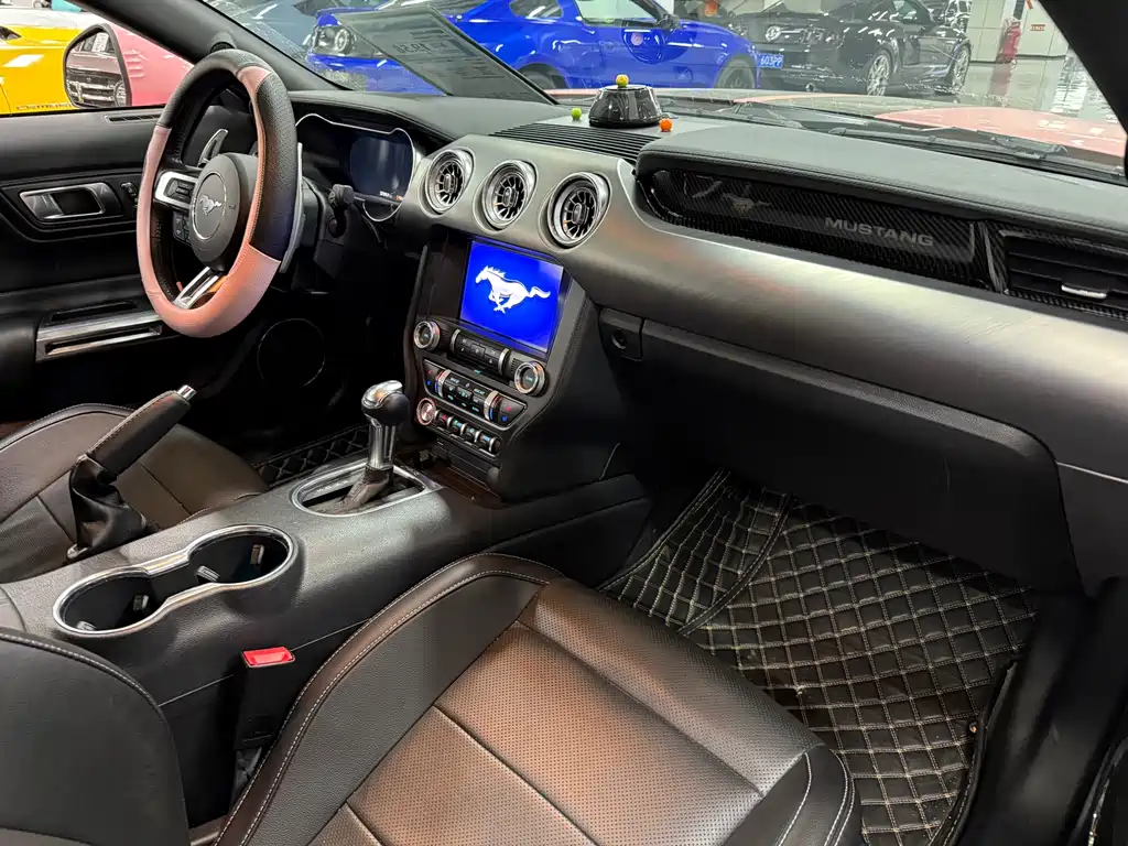 Mustang 2021 2.3T EcoBoost купить на сайте DeffCars
