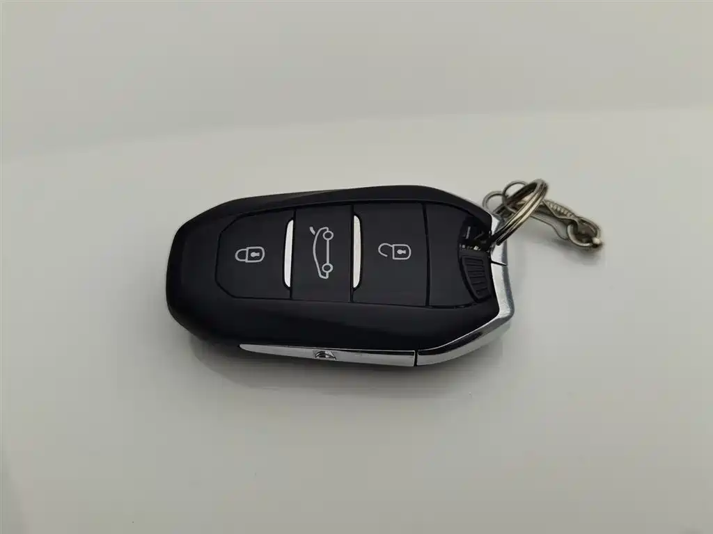 Yunyi C4 AIRCROSS 2018 350THP Automatic Internet Yizhen Edition купить на сайте DeffCars