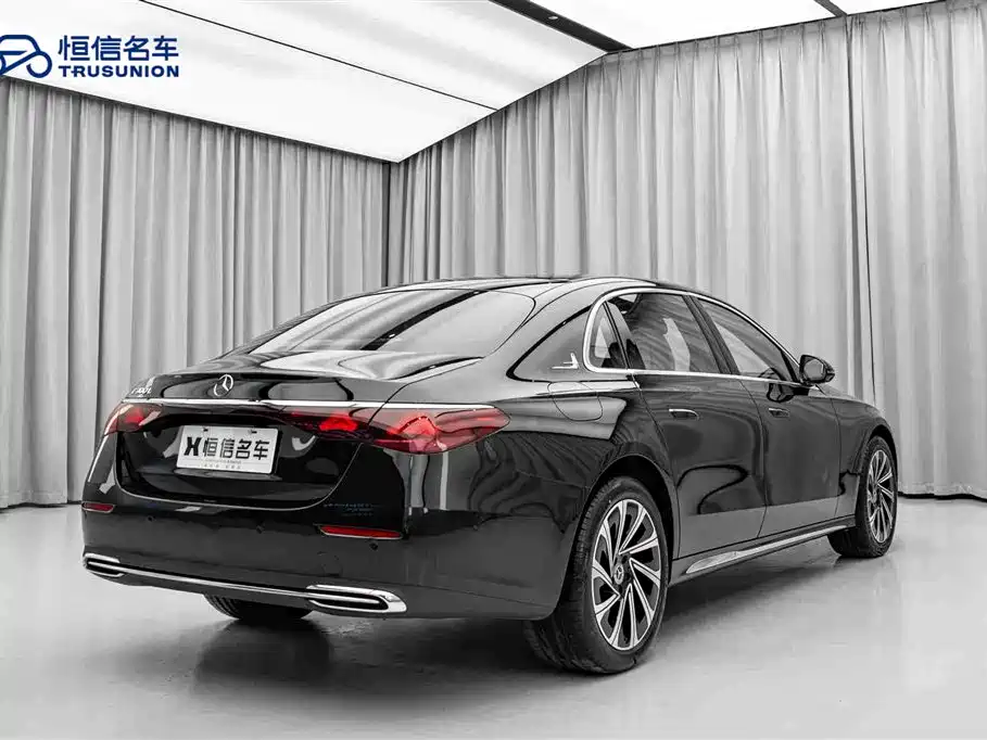 Mercedes-Benz E-Class 2024 E 300 L Luxury Model купить на сайте DeffCars