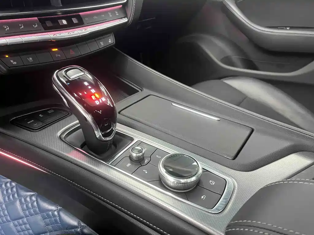 Cadillac CT5 2022 28T luxury model купить на сайте DeffCars