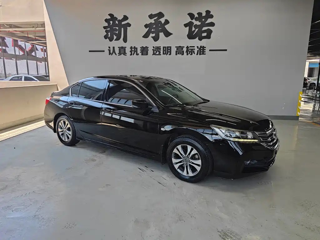 Accord 2015 2.0L LX Comfort Edition купить на сайте DeffCars