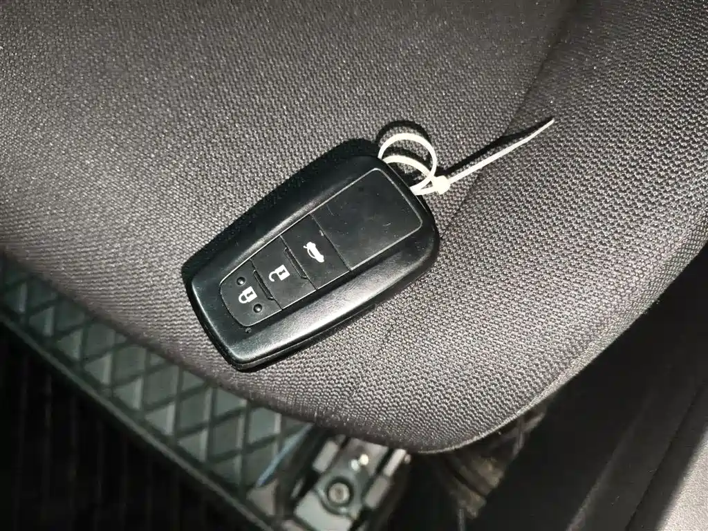Corolla 2021 Dual Engine 1.8L E-CVT Elite Edition купить на сайте DeffCars