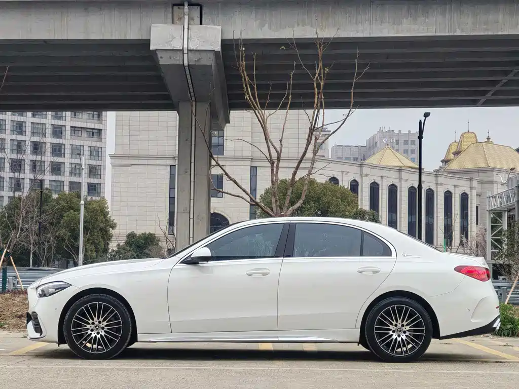 Mercedes-Benz C-Class 2024 facelift C 260 L sports version купить на сайте DeffCars