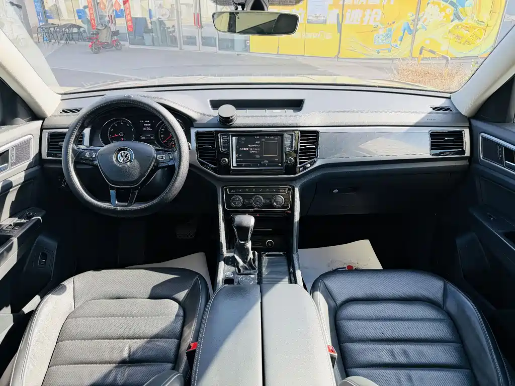 Touron 2019 380TSI four-wheel drive luxury version National V купить на сайте DeffCars