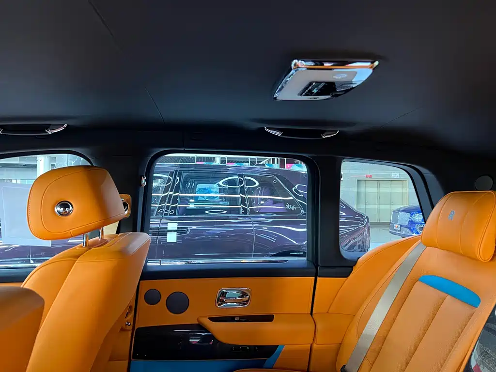 Cullinan 2024 Black Badge купить на сайте DeffCars