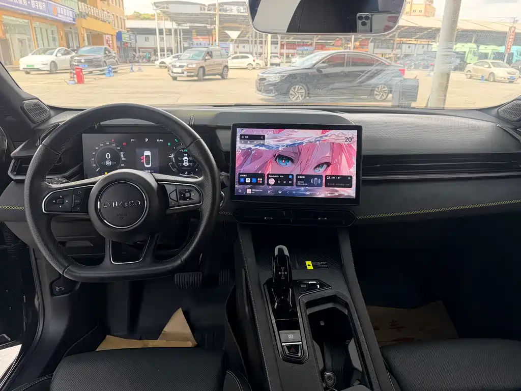 Lynk & Co 03 2023 1.5TD DCT Pro купить на сайте DeffCars