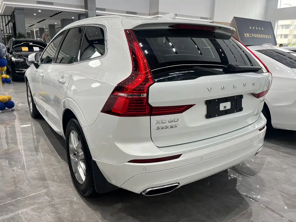 Volvo XC60 2019 T5 Four-wheel Drive Smart Edition National VI купить на сайте DeffCars