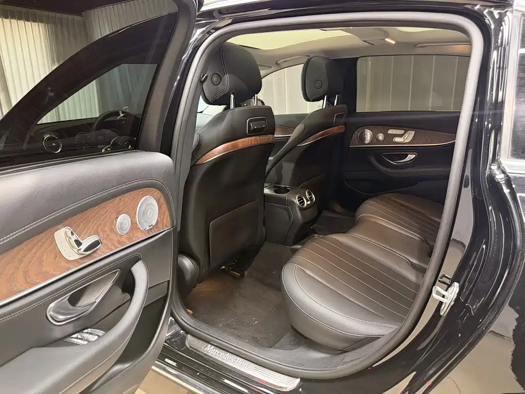 Mercedes-Benz E-Class 2020 E 300 L Luxury Model купить на сайте DeffCars