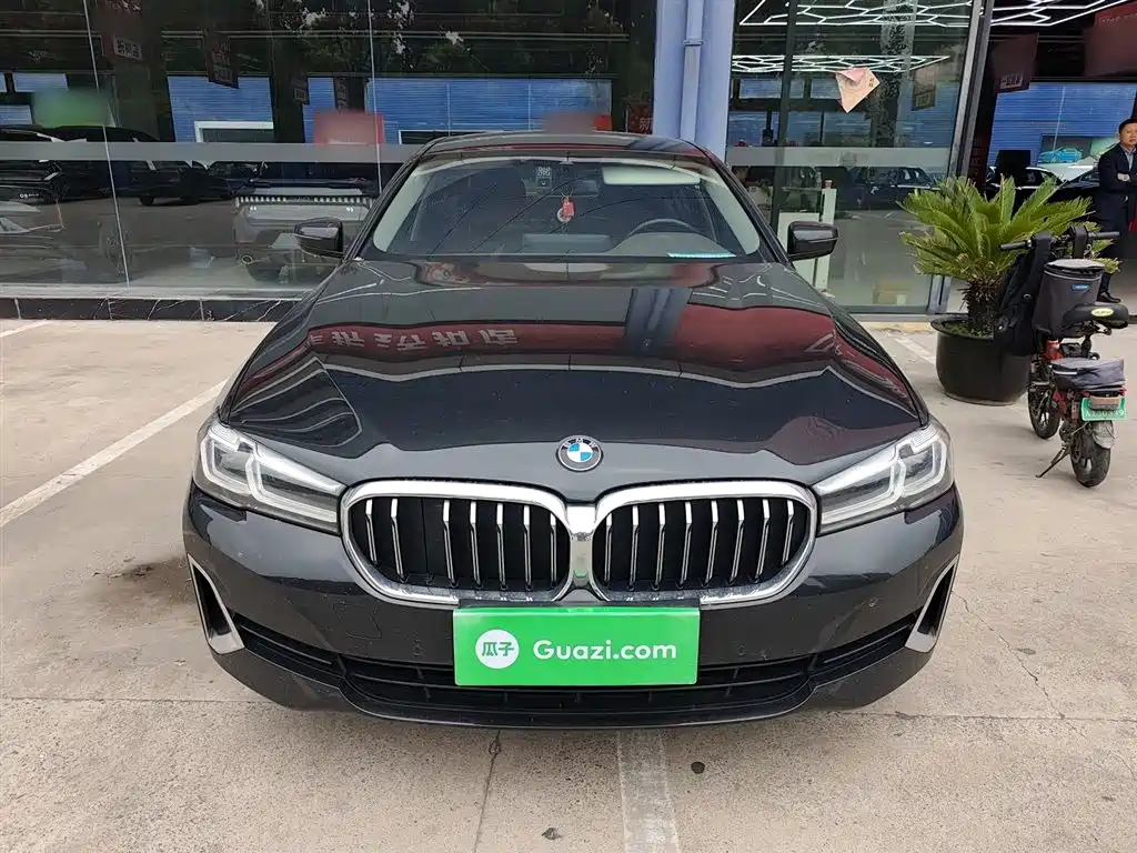 BMW 5 Series 2021 525Li Luxury Package купить на сайте DeffCars