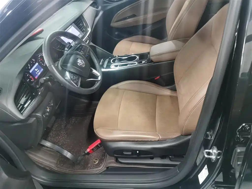 Regal 2023 552T smart model купить на сайте DeffCars