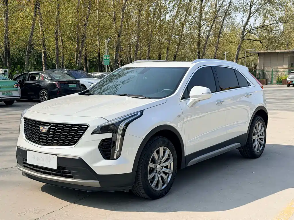 Cadillac XT4 2018 28T two-wheel drive leading model купить на сайте DeffCars