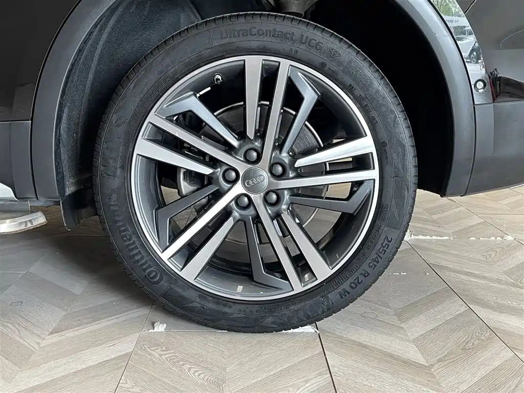 Audi Q5L 2020 45 TFSI exclusive and elegant model купить на сайте DeffCars