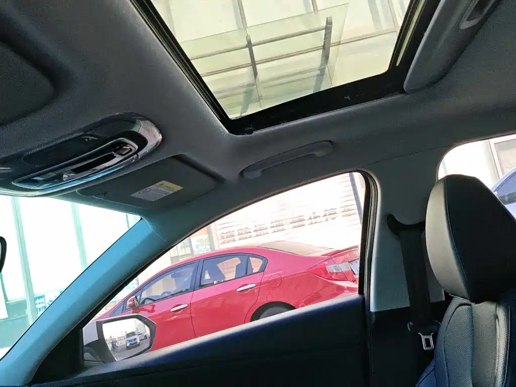 Elantra 2023 1.5L CVT GLS Leading Edition купить на сайте DeffCars