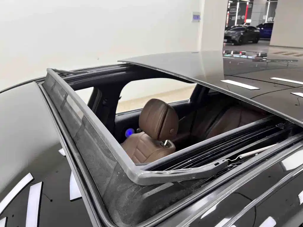 Mercedes-Benz E-Class 2023 E 300 L Sports Luxury купить на сайте DeffCars